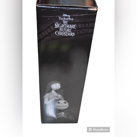 New Disney The Nightmare Before Christmas Tree with 3 Blind Mystery Ornaments - Picture 4 of 10